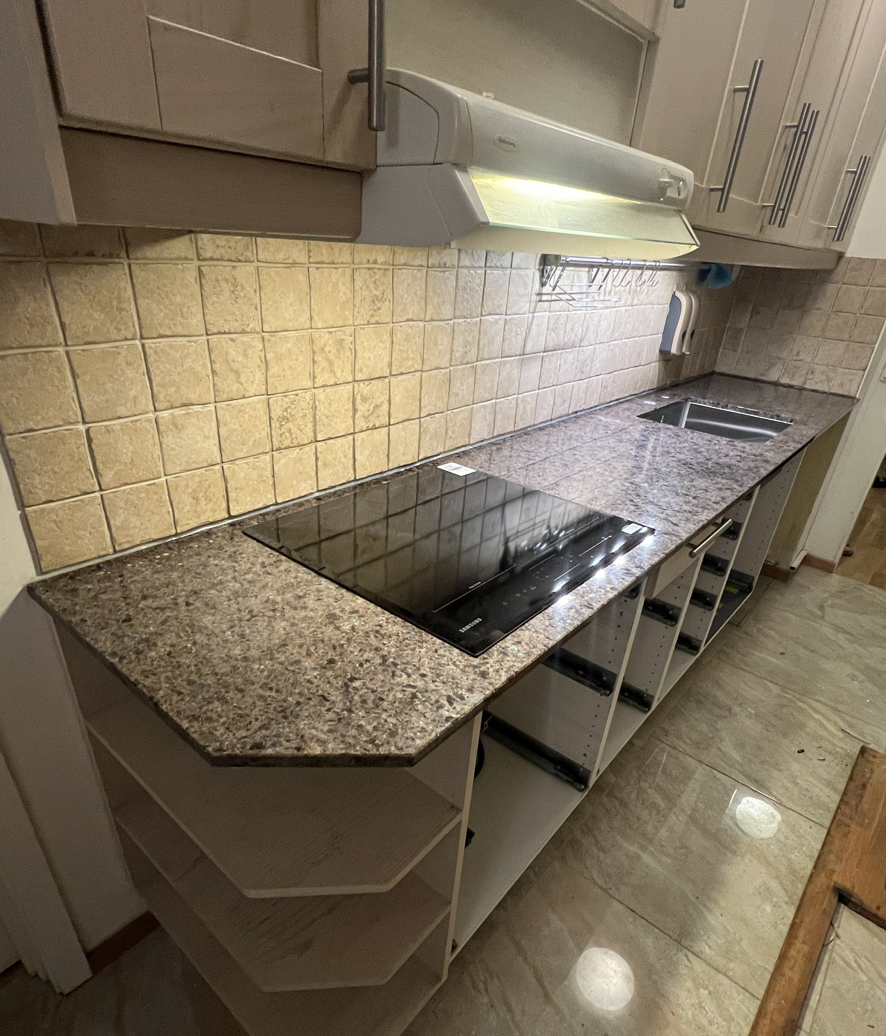 Labrador Antique — Graniit — vaade 2
