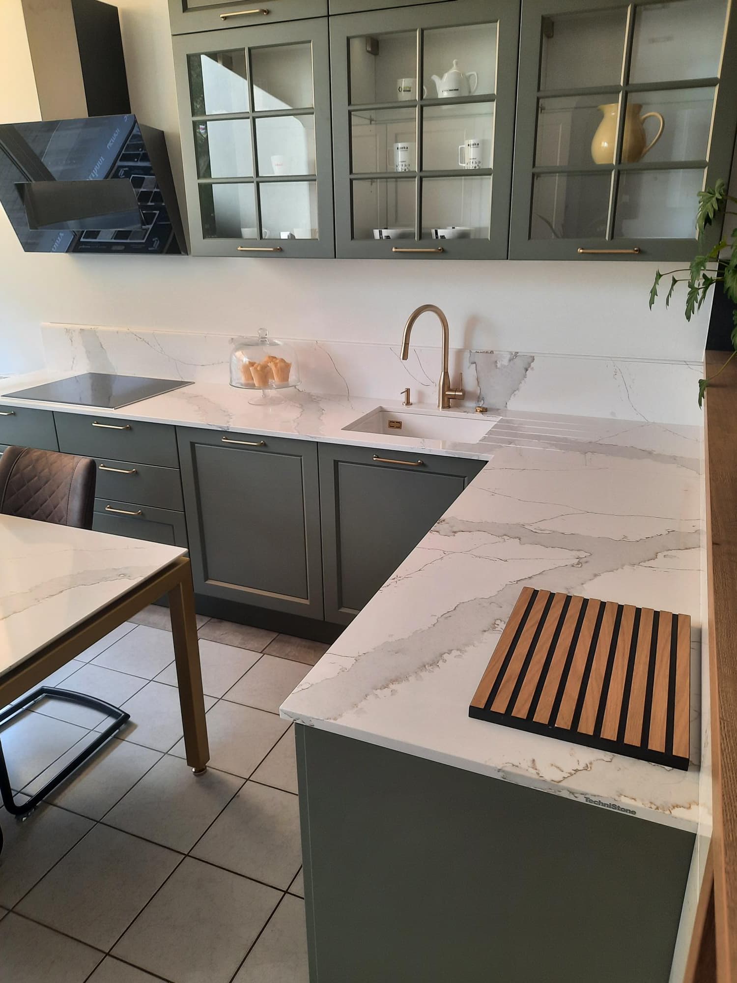Technistone Calacatta Volegno — Kvarts — vaade 11